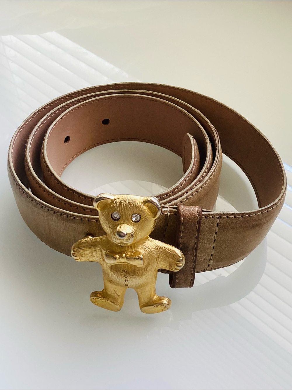 Taupe Tan Leather Women’s Belt with Gold Teddy Buckle SZ L
